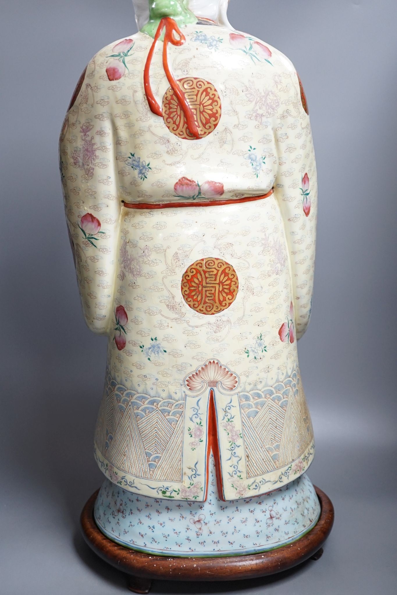 A large early 20th century Chinese porcelain figure of Shou Lao, 67cm